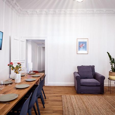 Riesiges Apartment Nahe Kudamm Sehr Schoner Altbau 123M2 Gross 12 Gaste 柏林 外观 照片