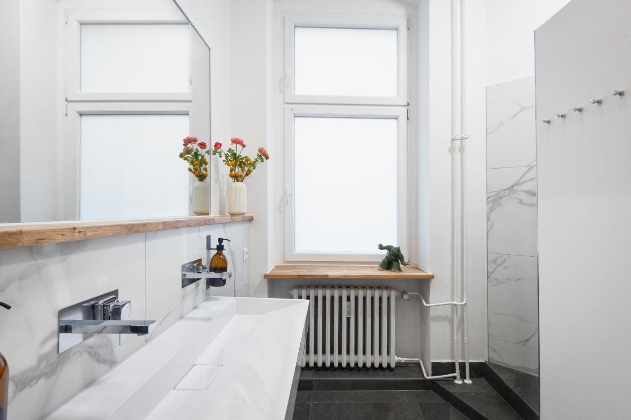 Riesiges Apartment Nahe Kudamm Sehr Schoner Altbau 123M2 Gross 12 Gaste 柏林 外观 照片