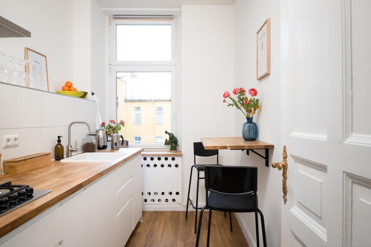 Riesiges Apartment Nahe Kudamm Sehr Schoner Altbau 123M2 Gross 12 Gaste 柏林 外观 照片